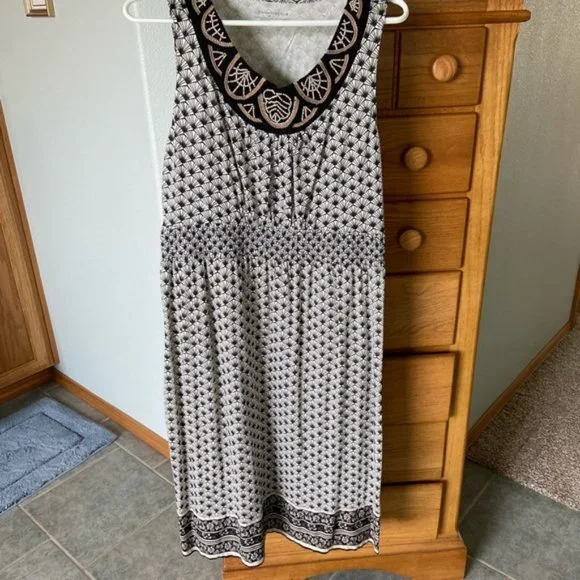 Charter Club Dresses | Charter Club Nwt Sleeveless Dress with Beautiful Beaded Neckline Size 12 | Color: Brown/White | Size: L